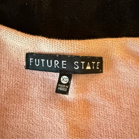 CROPPED OFF SHOULDER TEE - Picture 5 of 5